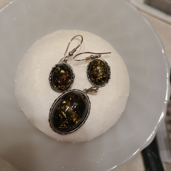COPY - Dark green amber in 925 silver pendant and earring - Picture 4 of 5
